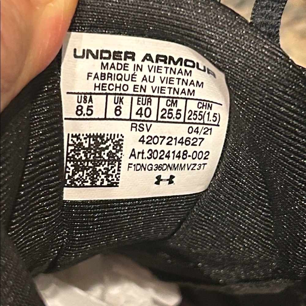 Under Armour Charged Breathe Women's 8.5 Black & Lavender Running Shoes EUC - Picture 8 of 10